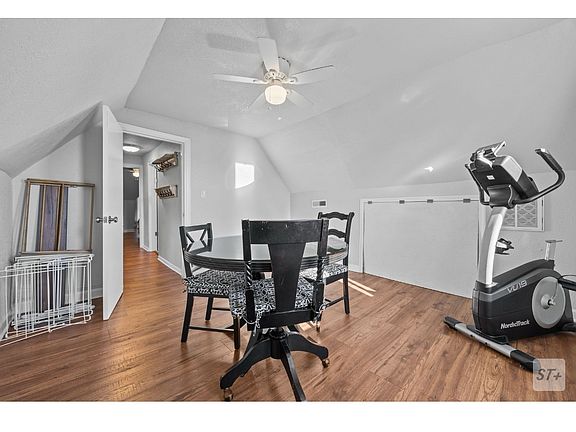 5th image of 217 W 30th St #A2
