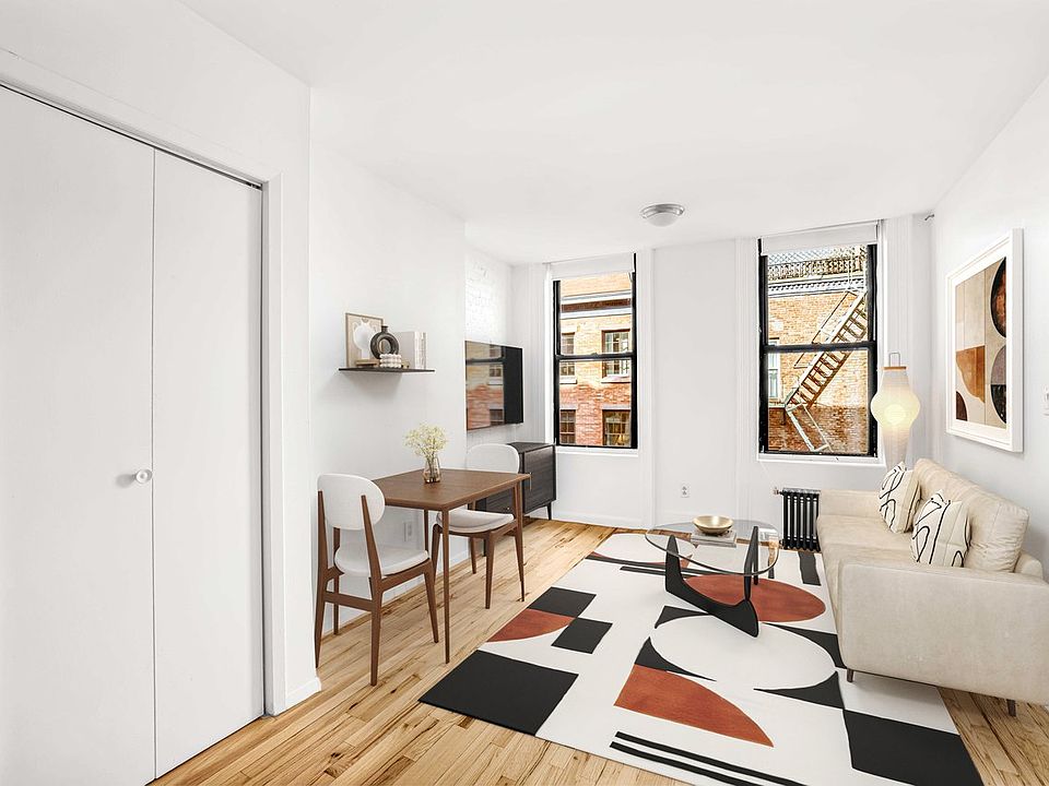 1st image of 18 Cornelia St APT 8