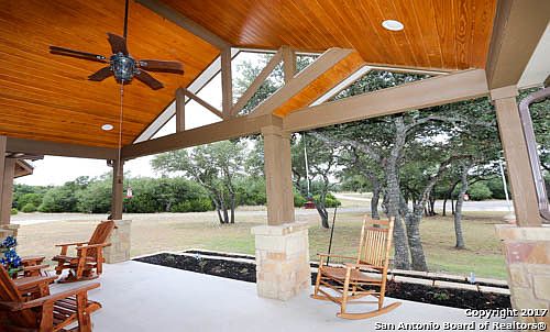 4th image of 1049 Cielo Springs Dr