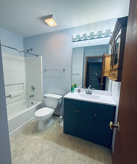 6363 Commonwealth Dr #12 — Photo 17