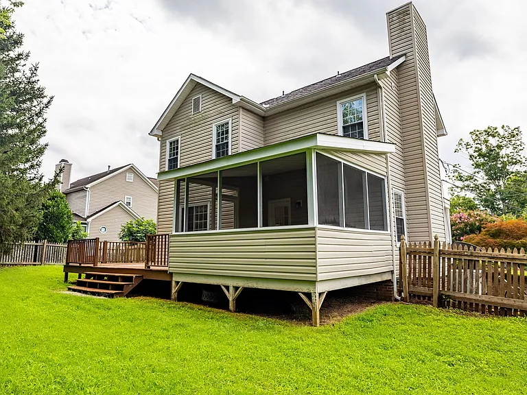 8807 Ryegate Dr — Photo 11