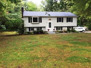74 Tyngsboro Rd, Westford, MA 01886