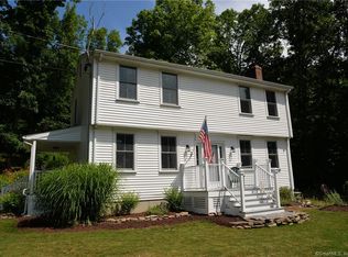 5 Szegda Rd, Columbia, CT 06237