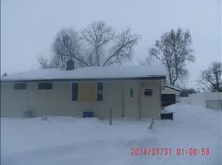 2015 Loomis St, Rockford, IL