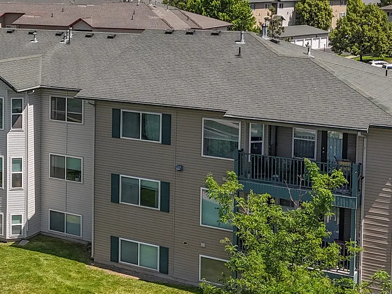 Hanbury Manor Apartments — Photo 45