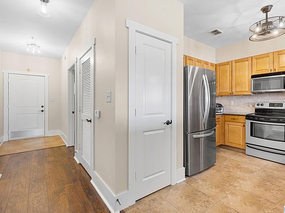 5th image of 475 River Forest Ln Suite 4450