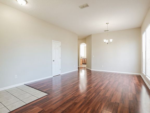 4th image of 9446 Maidstone Mill Dr E