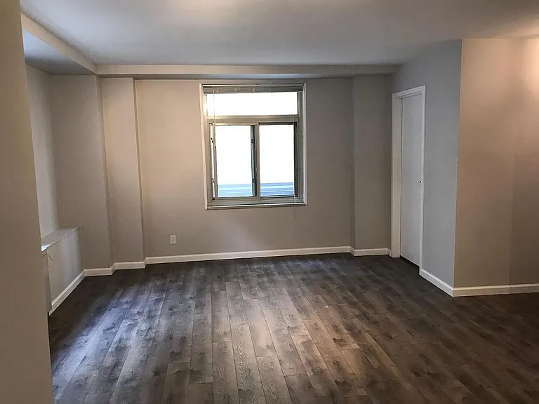 2401 H St NW #210 — Photo 4