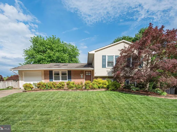 14815 Cranoke St, Centreville, VA 20120