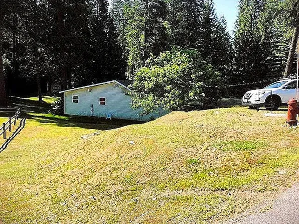 307 Knott Rd, Newport, WA 99156
