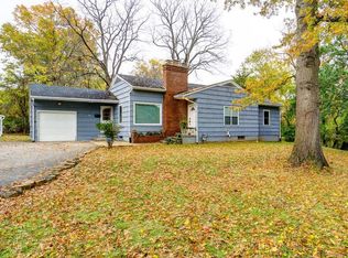 913 S Mitchell St, Bloomington, IN