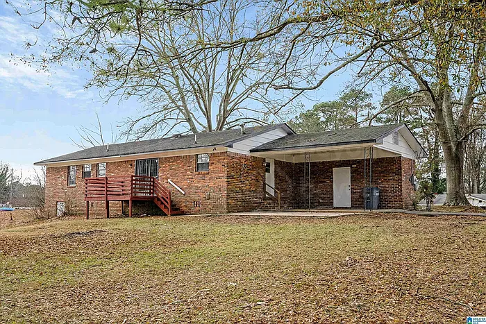 4012 Hazelwood Rd — Photo 2