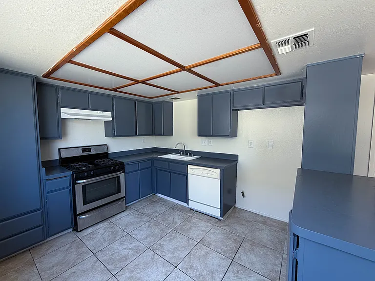 1520 New Ave #A — Photo 5