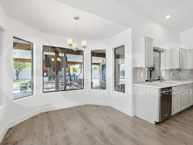 401 S Tiago Dr — Photo 25