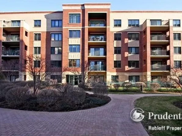 5 W Central Rd #2-201, Mount Prospect, IL 60056