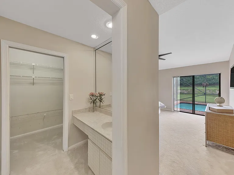 7747 Villa Nova Dr — Photo 23