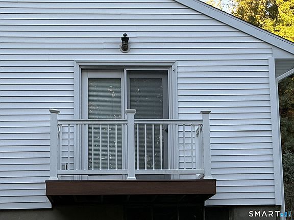 3rd image of 104 Walnut Tree Hill Road