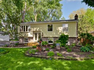 37231 N Hampshire Ln, Lake Villa, IL 60046