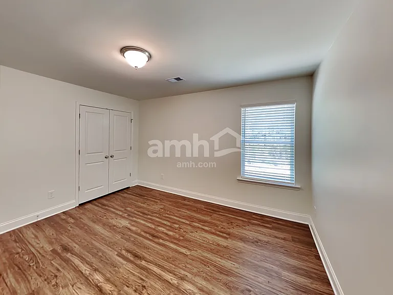578 Slew Dr — Photo 25