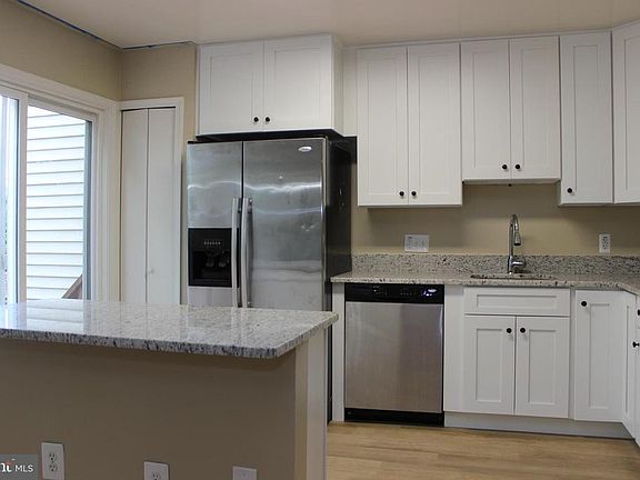3rd image of 13626 Wildflower Ln