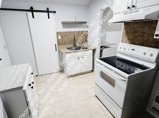 1070 Highland Ave, Windsor, ON N9A1R7