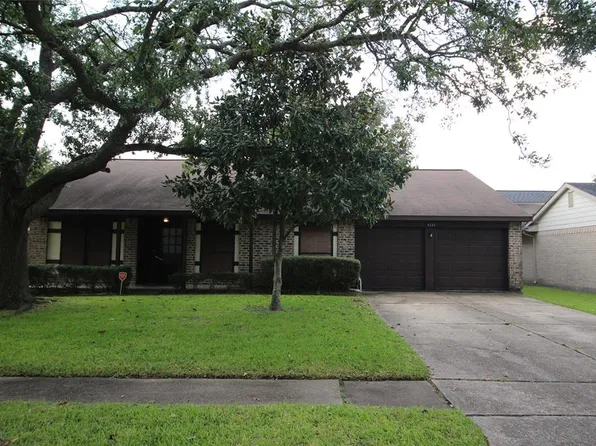 4127 Arapajo St, Baytown, TX 77521