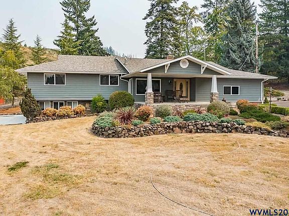 2nd image of 35604 Oak View Dr