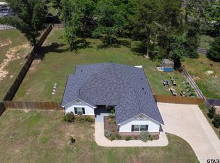 15807 Avery Ln, Lindale, TX 75771