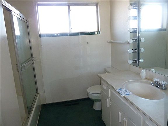 4th image of 4935 W Allamar Dr