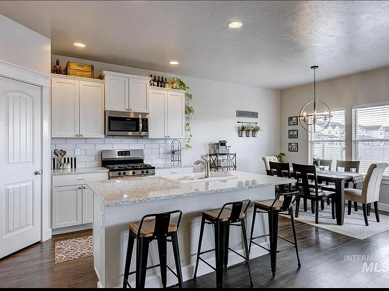 4289 W Balance Rock Dr — Photo 5