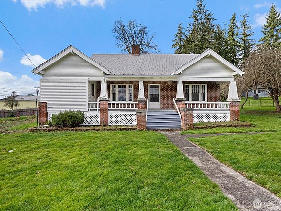 2nd image of 26 SE Spring Street