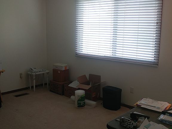 5th image of 2647 Brookdale Ln N