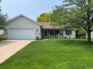 2005 Foxwood Cc Run, Normal, IL 61761