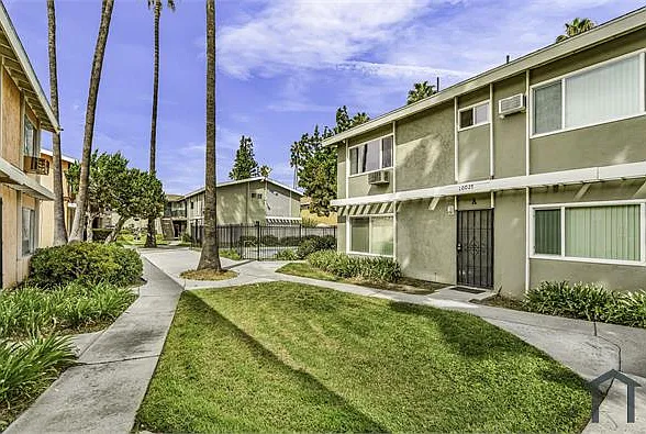 10027 Sepulveda Blvd #D — Photo 29