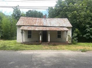 129 Lurey St, Laurens, SC 29360