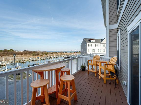 5th image of 12902 Sand Bar Ln Unit 2