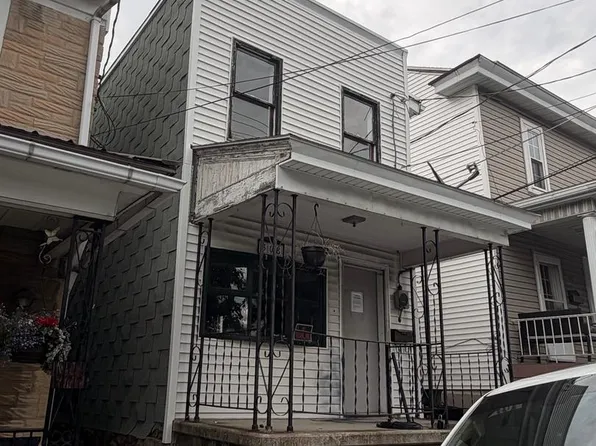 308 South St, Minersville, PA 17954