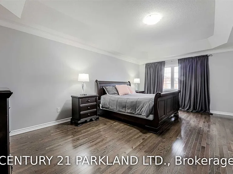 15 Sedgewick Pl — Photo 19