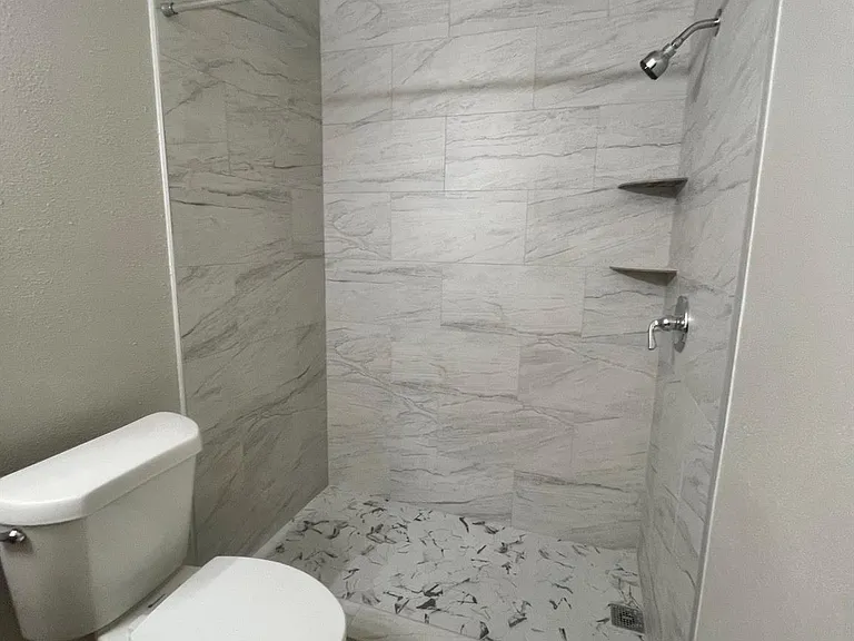 6702 Tamar Dr #B — Photo 13
