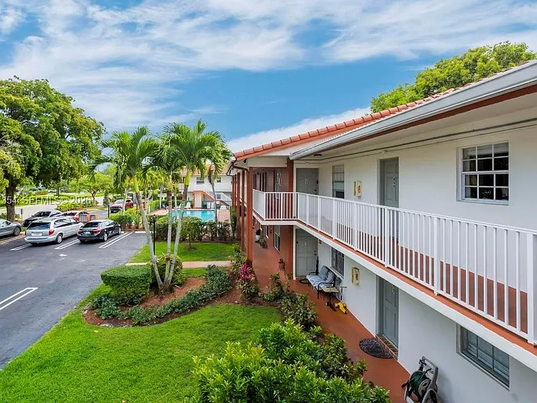 3100 Coral Springs Dr #2H — Photo 21