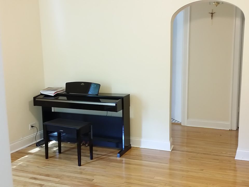 2nd image of 328 S Maple Ave APT 3G