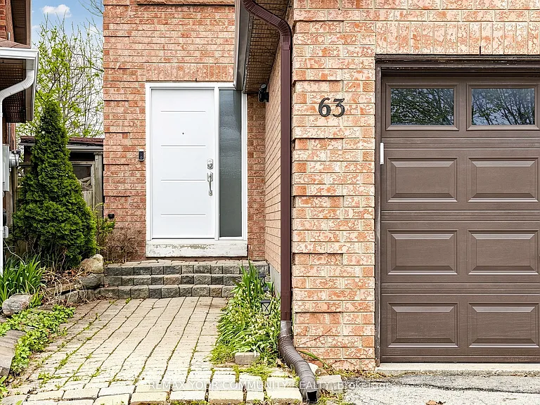63 Patrice Cres #UPPER — Photo 3