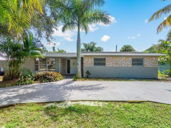 4360 Crestdale Street, Palm Beach Gardens, FL 33410