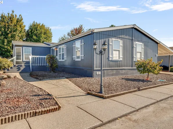 1311 Settlers Loop Space 120, Forest Grove, OR 97116