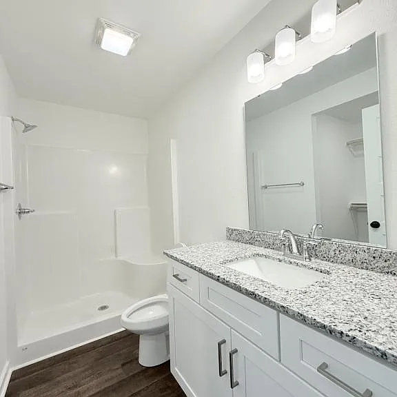 211 S Eagle Ln — Photo 23