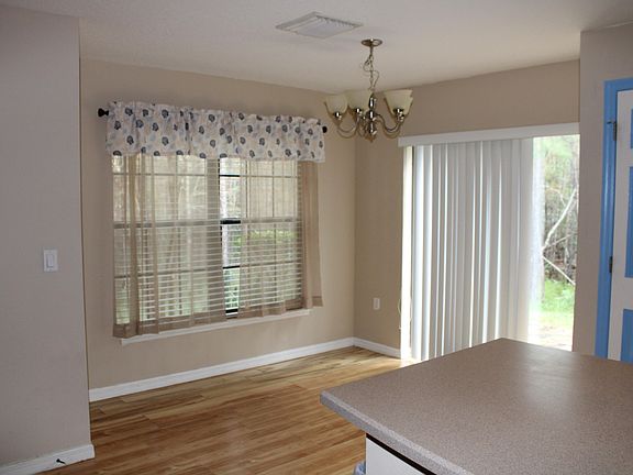 5th image of 193 Tarracina Way