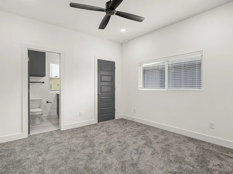 3010 Alpha Wolf Ct — Photo 23