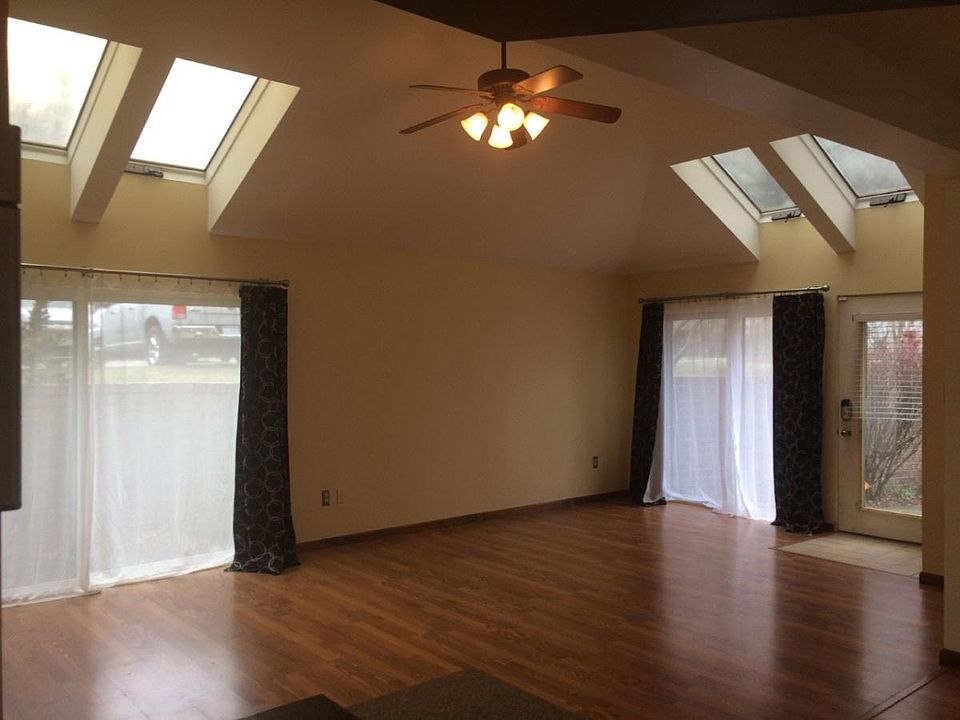 Empty Living Room