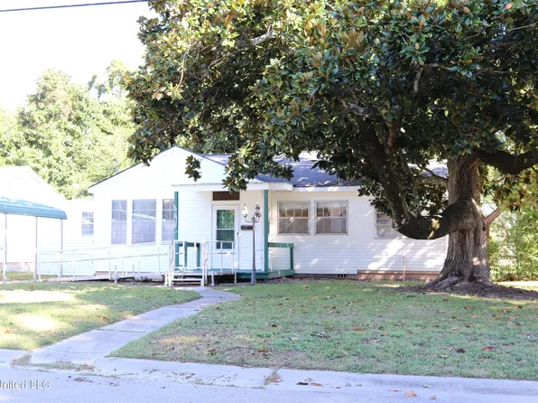 1614 Hollywood Blvd, Biloxi, MS 39531