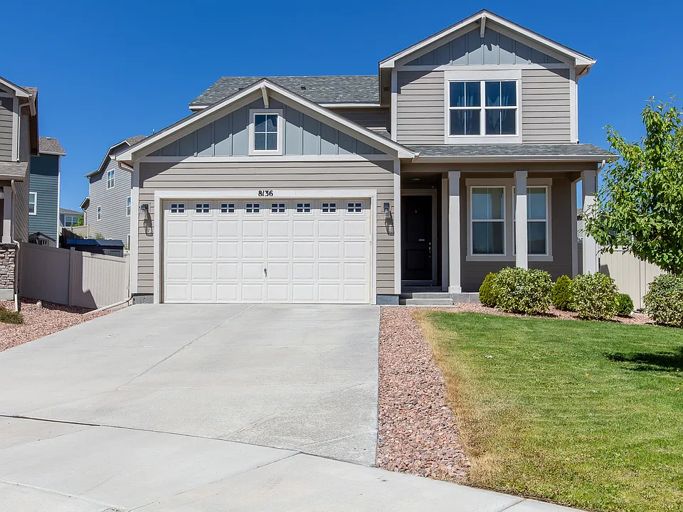 8136 Lookout Ct
